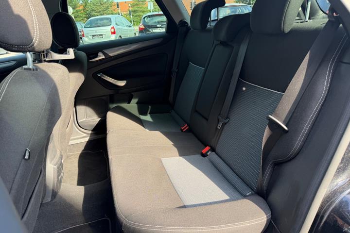 undefined Ford Mondeo fra 2011