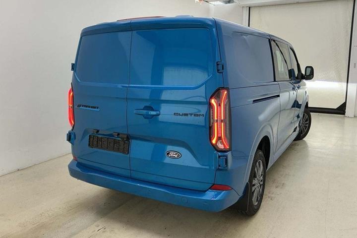Blå Ford E-Transit Custom 340 L2 fra 2026