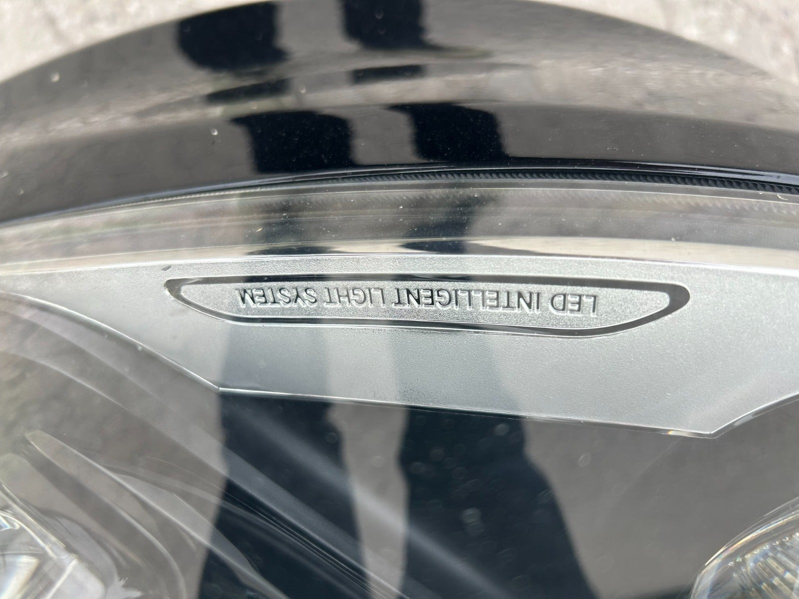 Sort Mercedes Vito 119 fra 2022