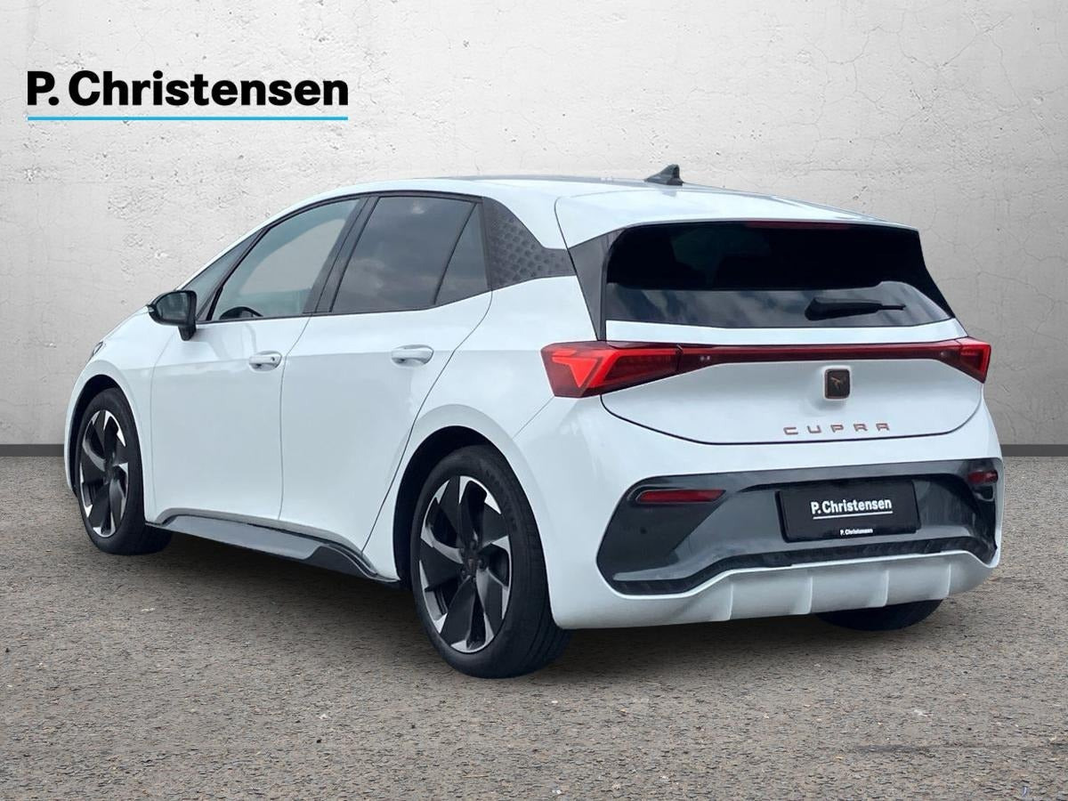 Hvid Cupra Born fra 2024