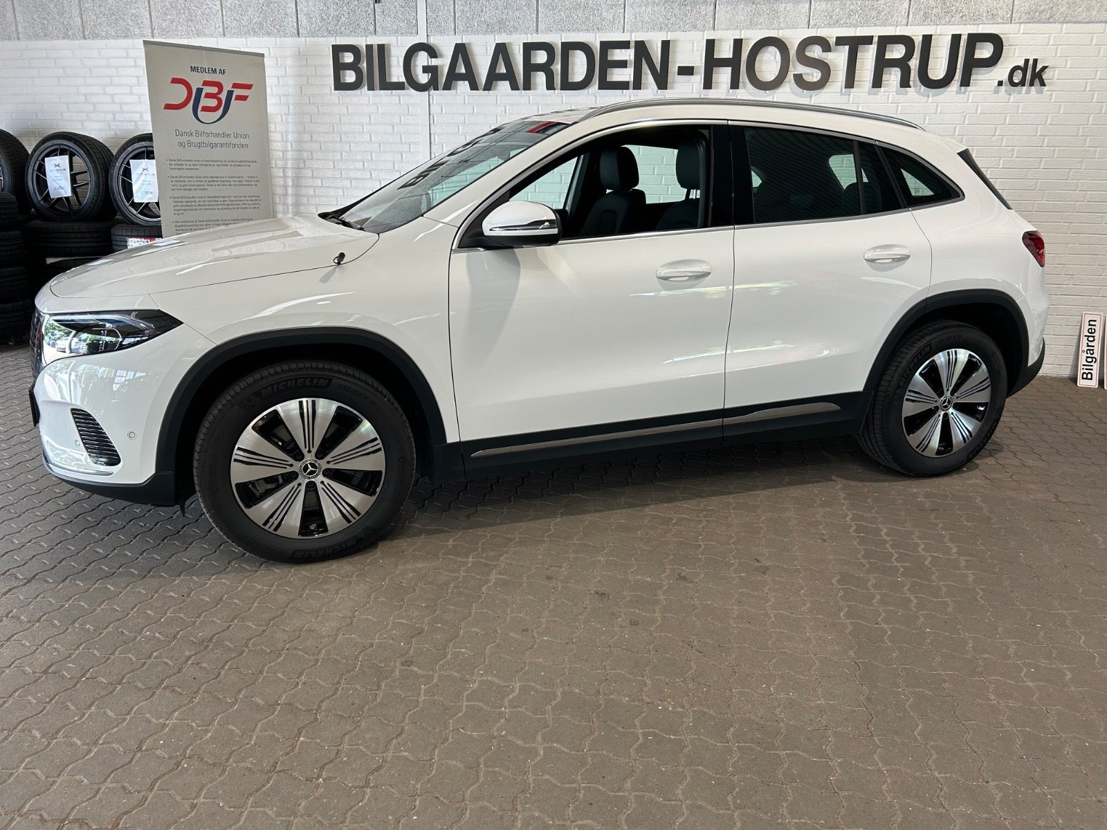 Hvid Mercedes EQA250+ fra 2025