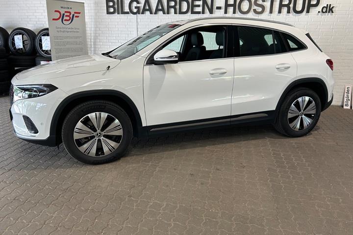 Hvid Mercedes EQA250+ fra 2025