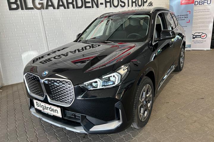 undefined BMW iX1 fra 2025 set udefra