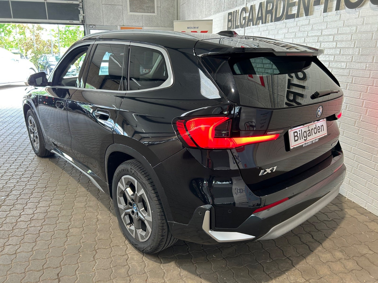 undefined BMW iX1 fra 2025