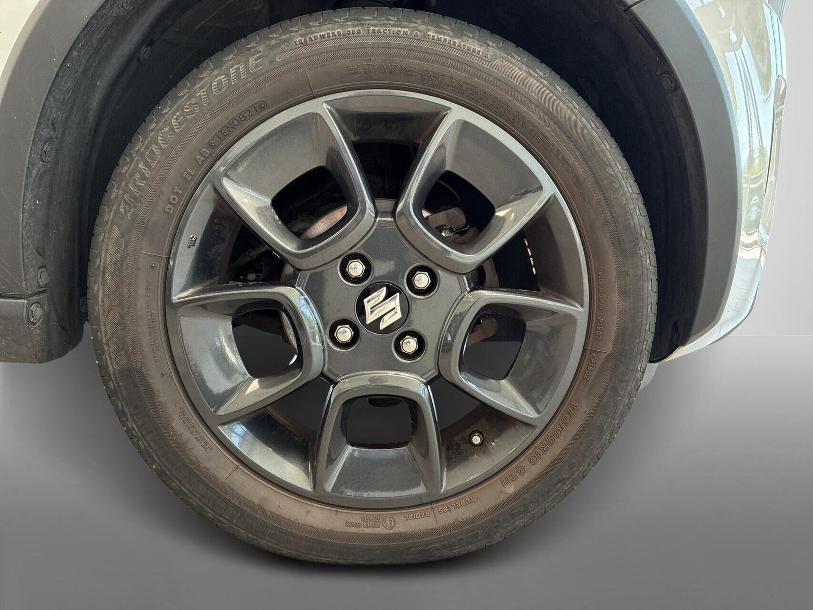 Hvid Suzuki Ignis fra 2021