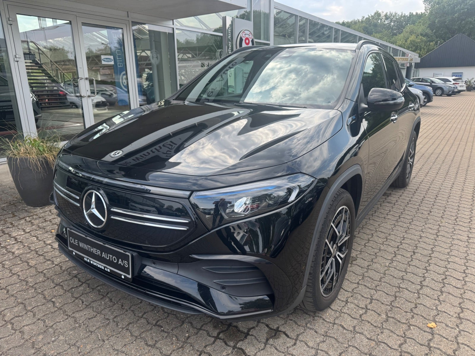 Sort Mercedes EQA250 fra 2022
