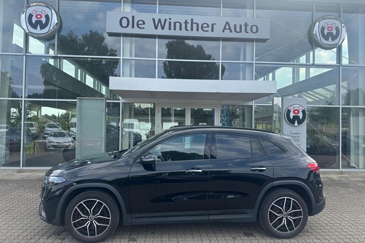 Sort Mercedes EQA250 fra 2022