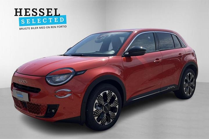 Orange Fiat 600e fra 2023