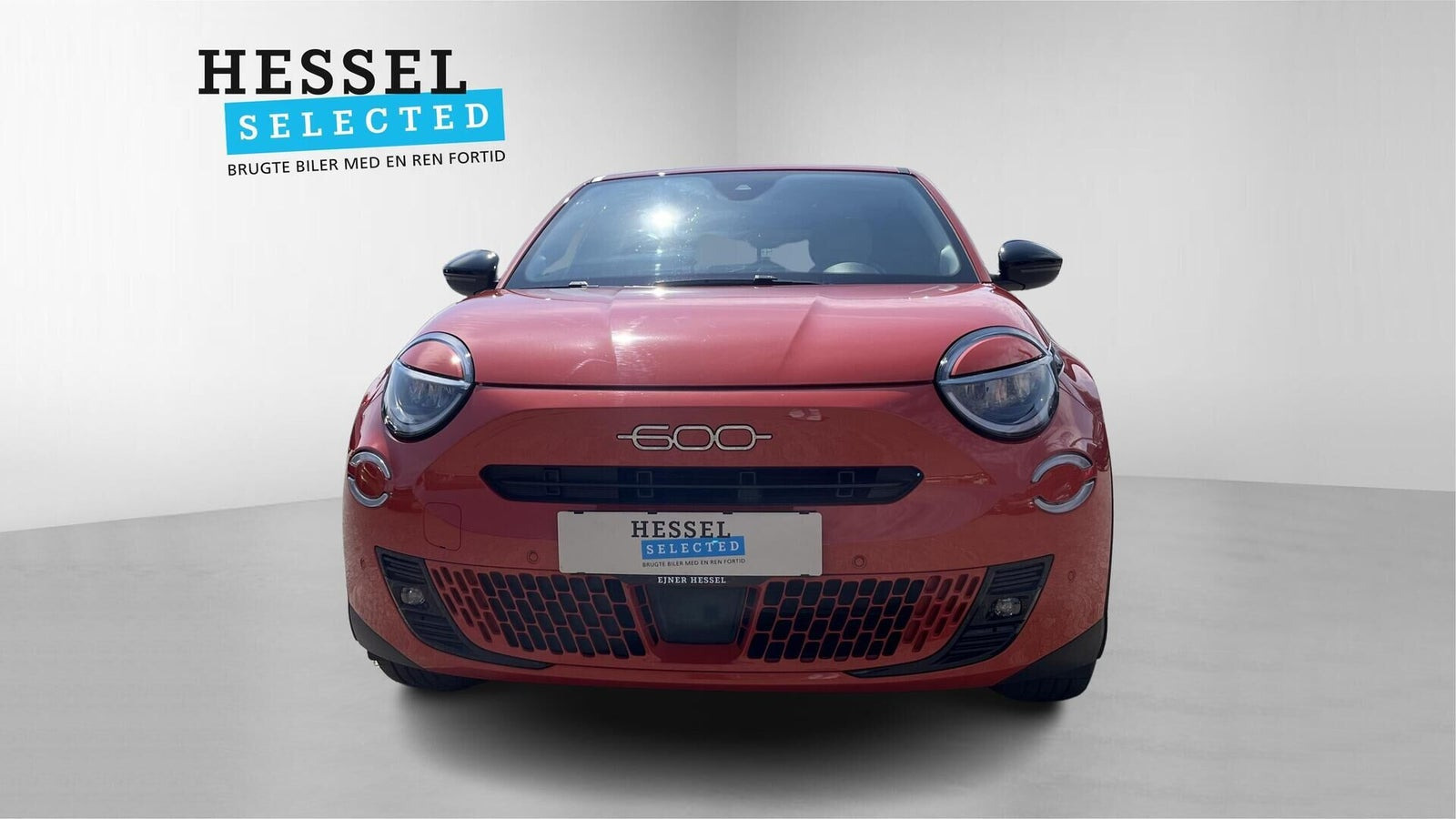 Orange Fiat 600e fra 2023