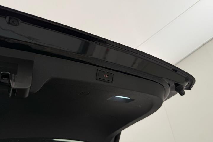 Sort Skoda Enyaq fra 2024