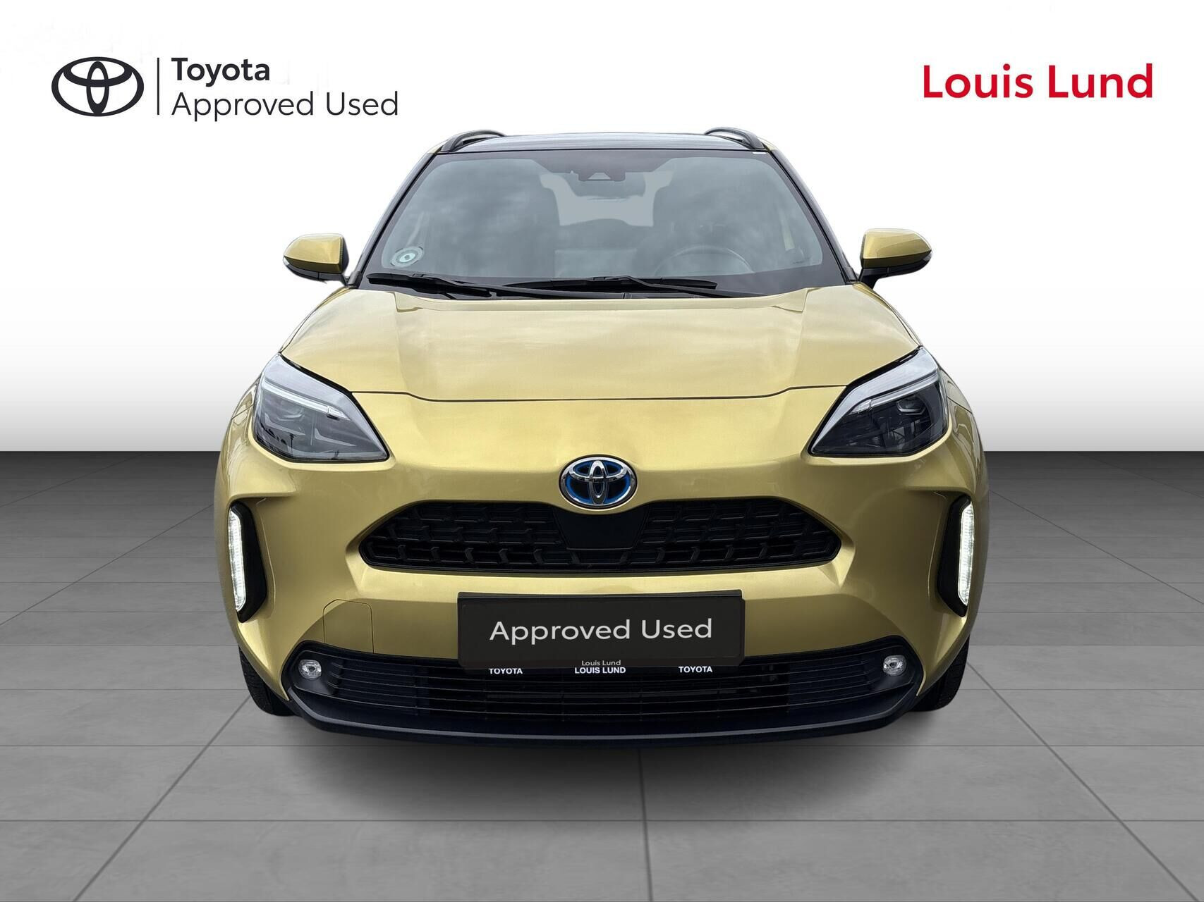 Gul Toyota Yaris Cross fra 2024