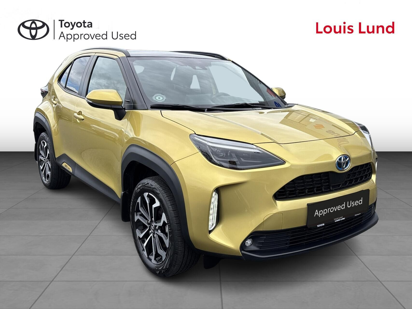 Gul Toyota Yaris Cross fra 2024