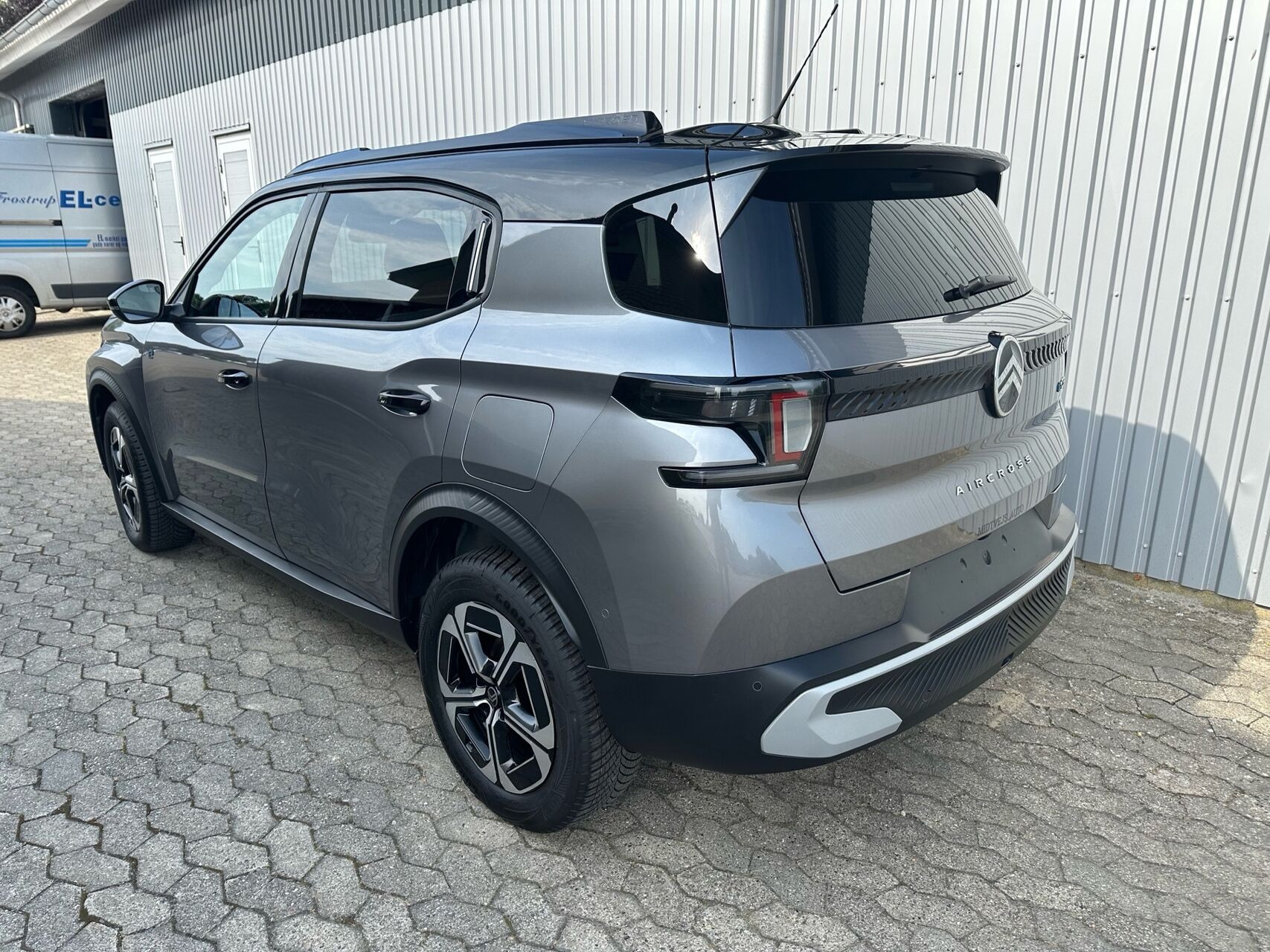 Grå Citroën e-C3 Aircross fra 2025