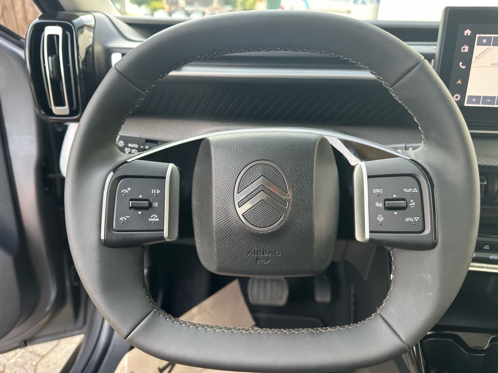 Grå Citroën e-C3 Aircross fra 2025