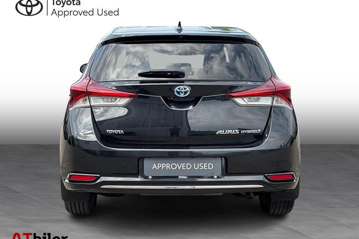 Sort Toyota Auris fra 2016