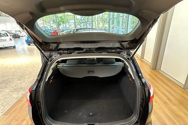 Sort Ford Focus fra 2013