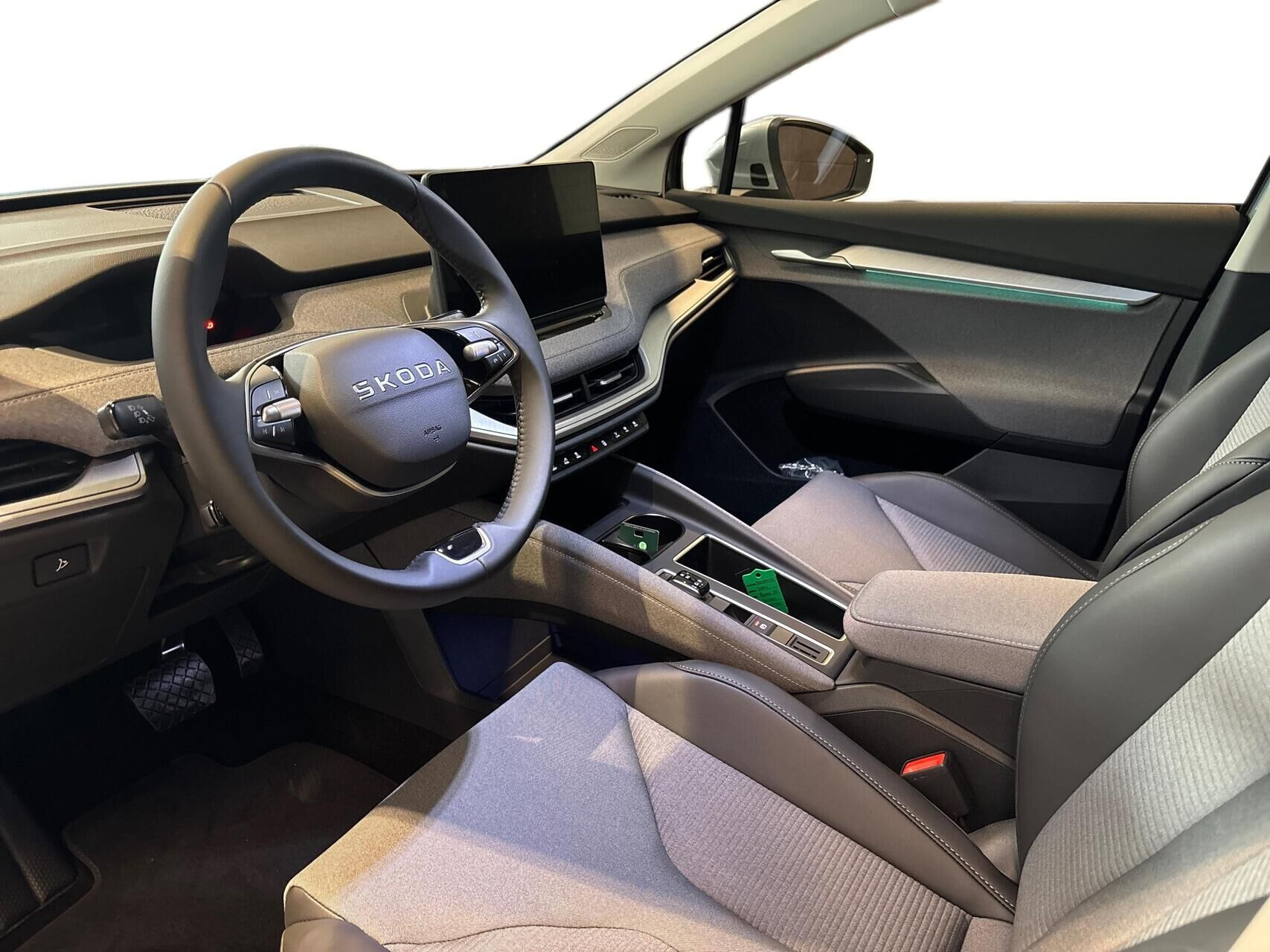Sølv Skoda Enyaq fra 2026