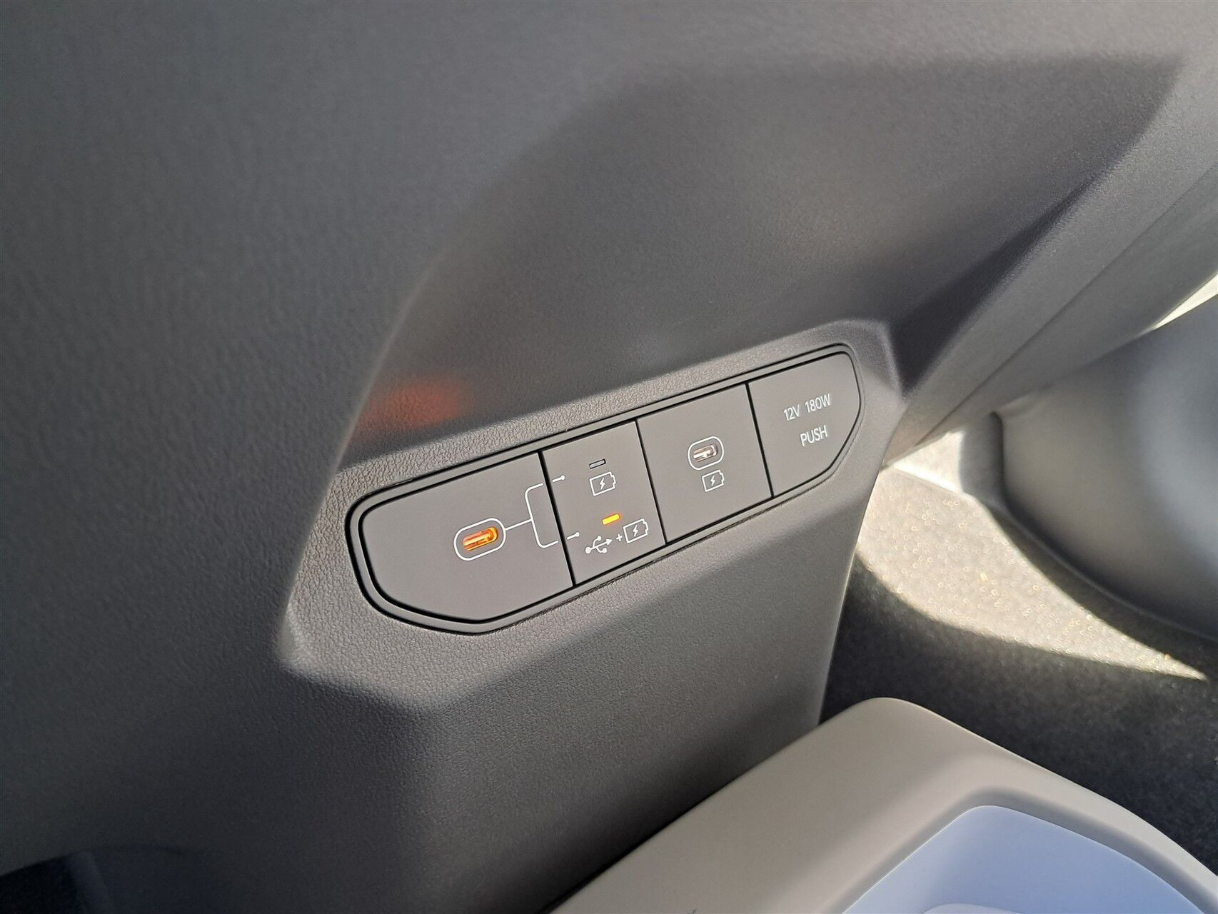 Grøn Kia EV3 fra 2027
