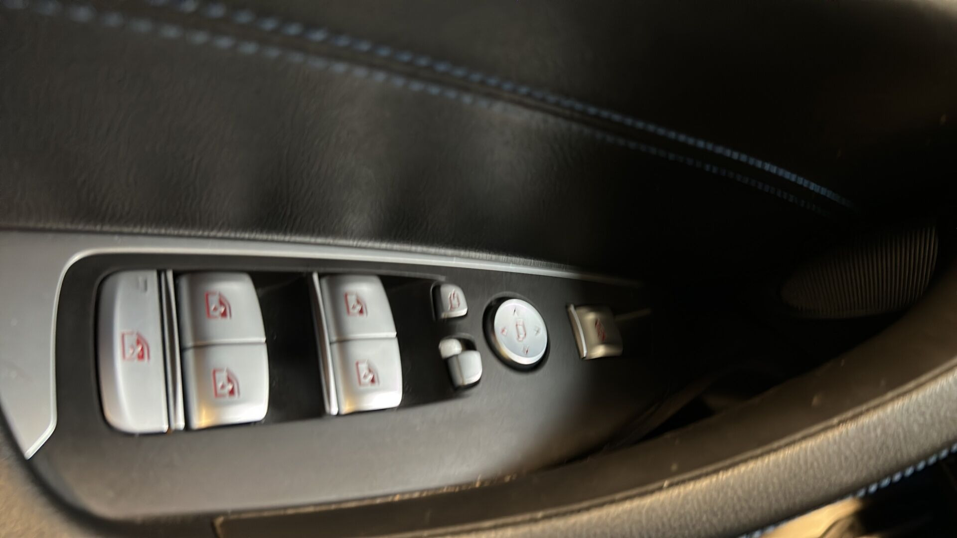 Blå BMW iX3 fra 2023