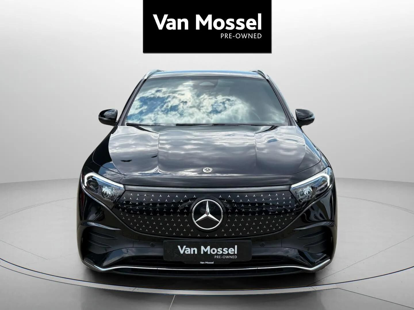 Sort Mercedes EQA 250+ fra 2024