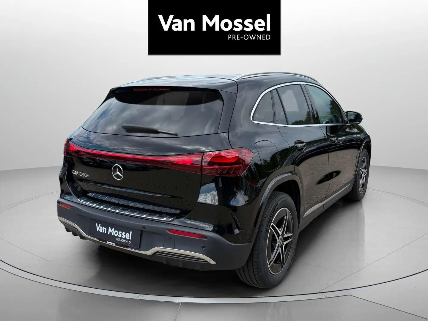 Sort Mercedes EQA 250+ fra 2024