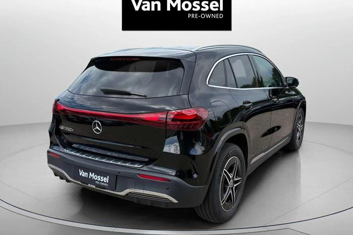 Sort Mercedes EQA 250+ fra 2024