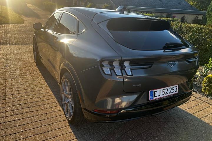 undefined Ford Mustang Mach-E fra 2021