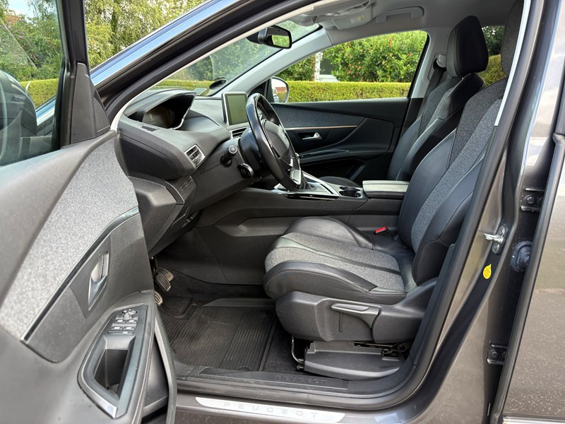 undefined Peugeot 5008 fra 2019