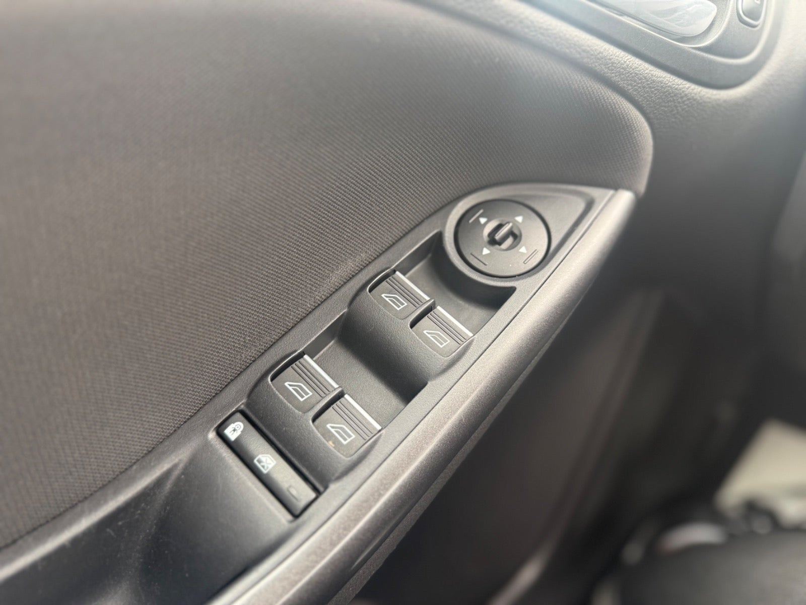 Grå Ford Focus fra 2016