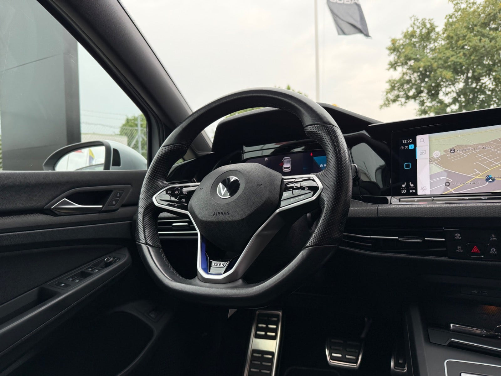 Sølv VW Golf VIII fra 2021