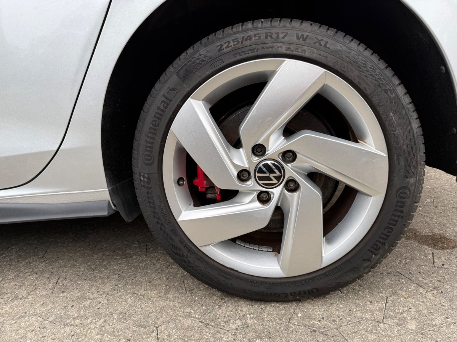 Sølv VW Golf VIII fra 2021
