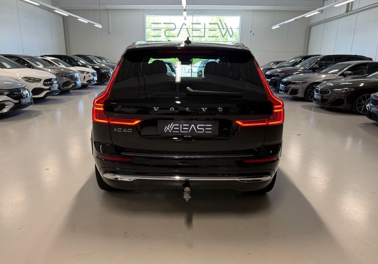 Sort Volvo XC60 fra 2022