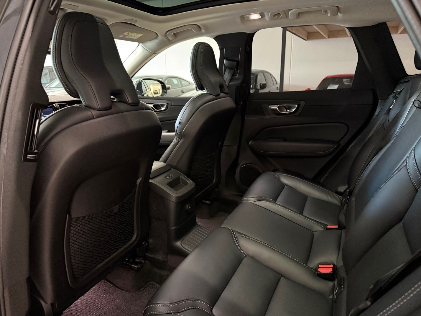Sort Volvo XC60 fra 2022
