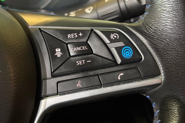 Hvid Nissan Leaf fra 2018