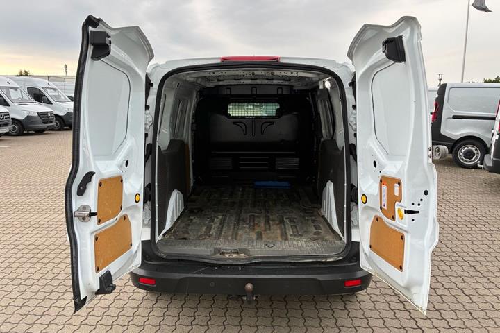Hvid Ford Transit Connect fra 2022