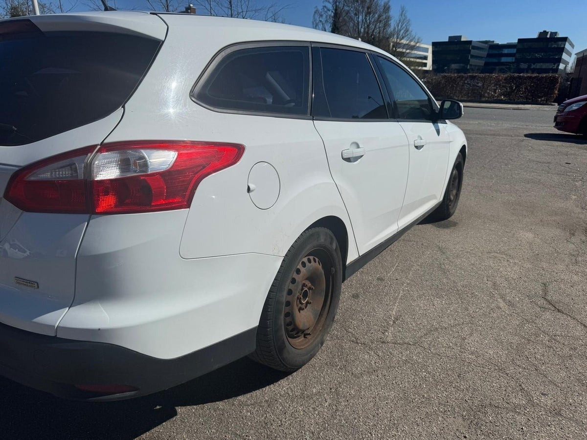 undefined Ford Focus fra 2012