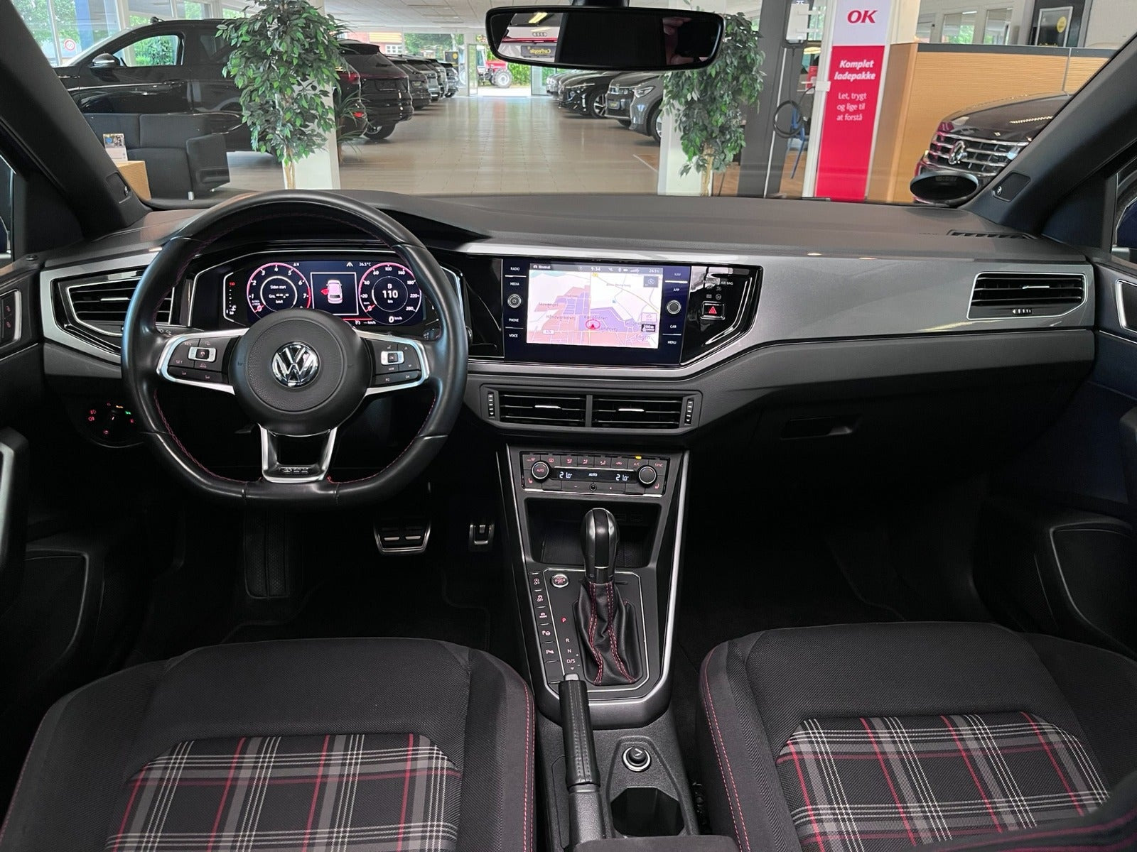 Blå VW Polo fra 2019