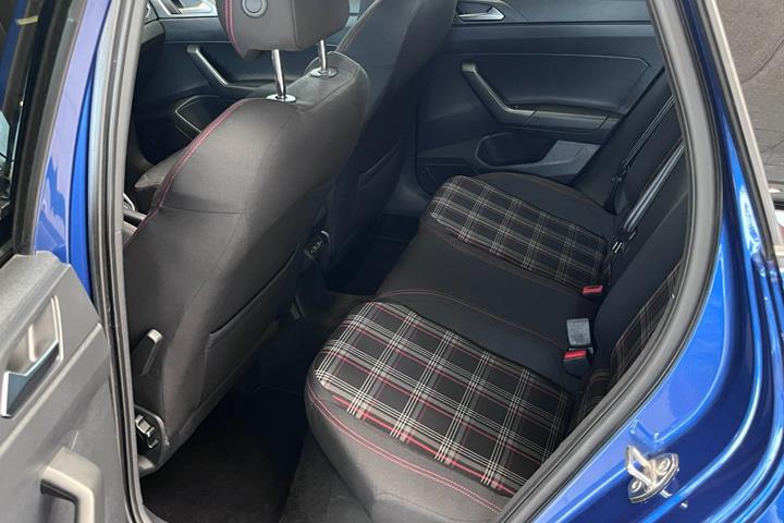 Blå VW Polo fra 2019