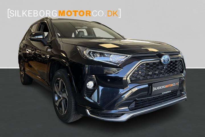 Sort Toyota RAV4 fra 2021