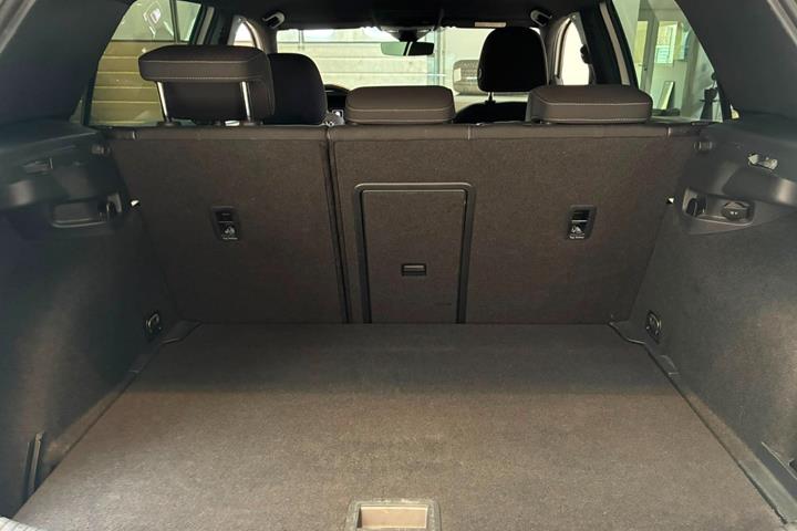 Hvid VW Golf VII fra 2018