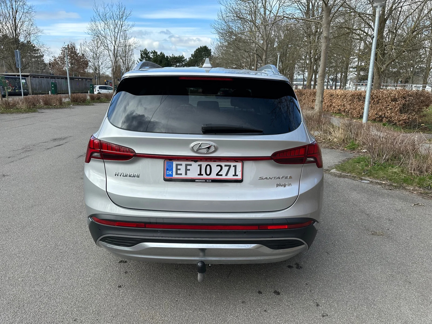 Grå Hyundai Santa Fe fra 2021