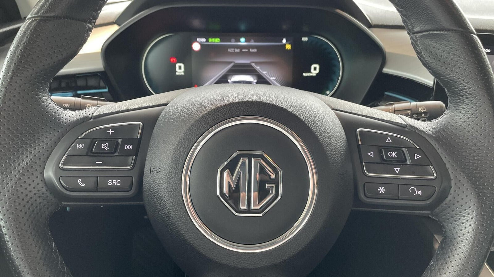 Hvid MG MG5 fra 2023