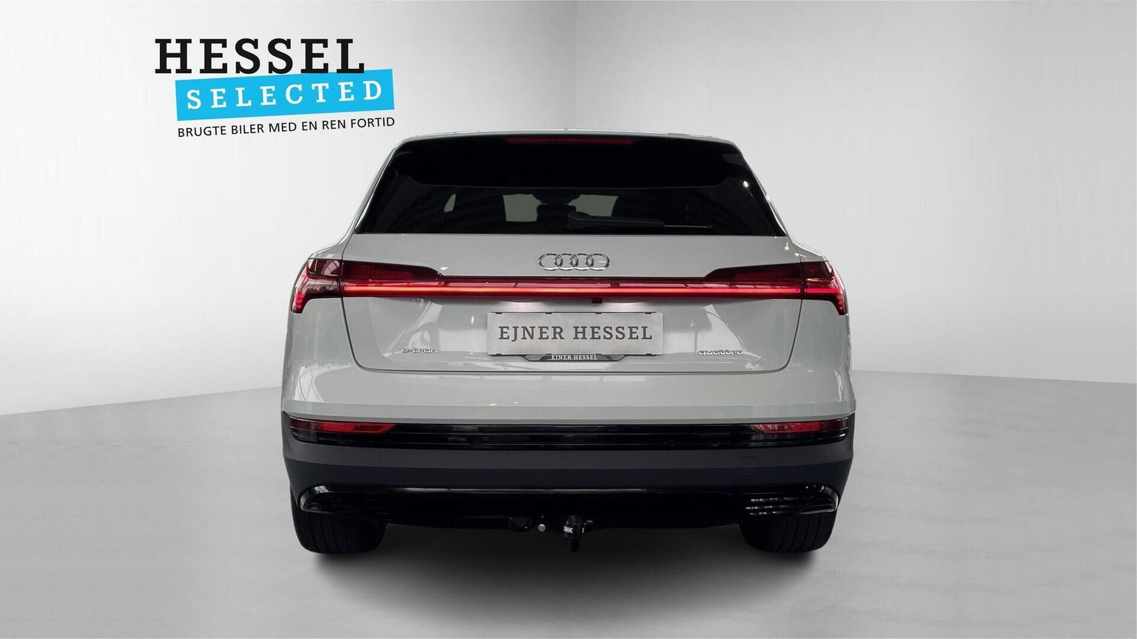 Hvid Audi e-tron fra 2020