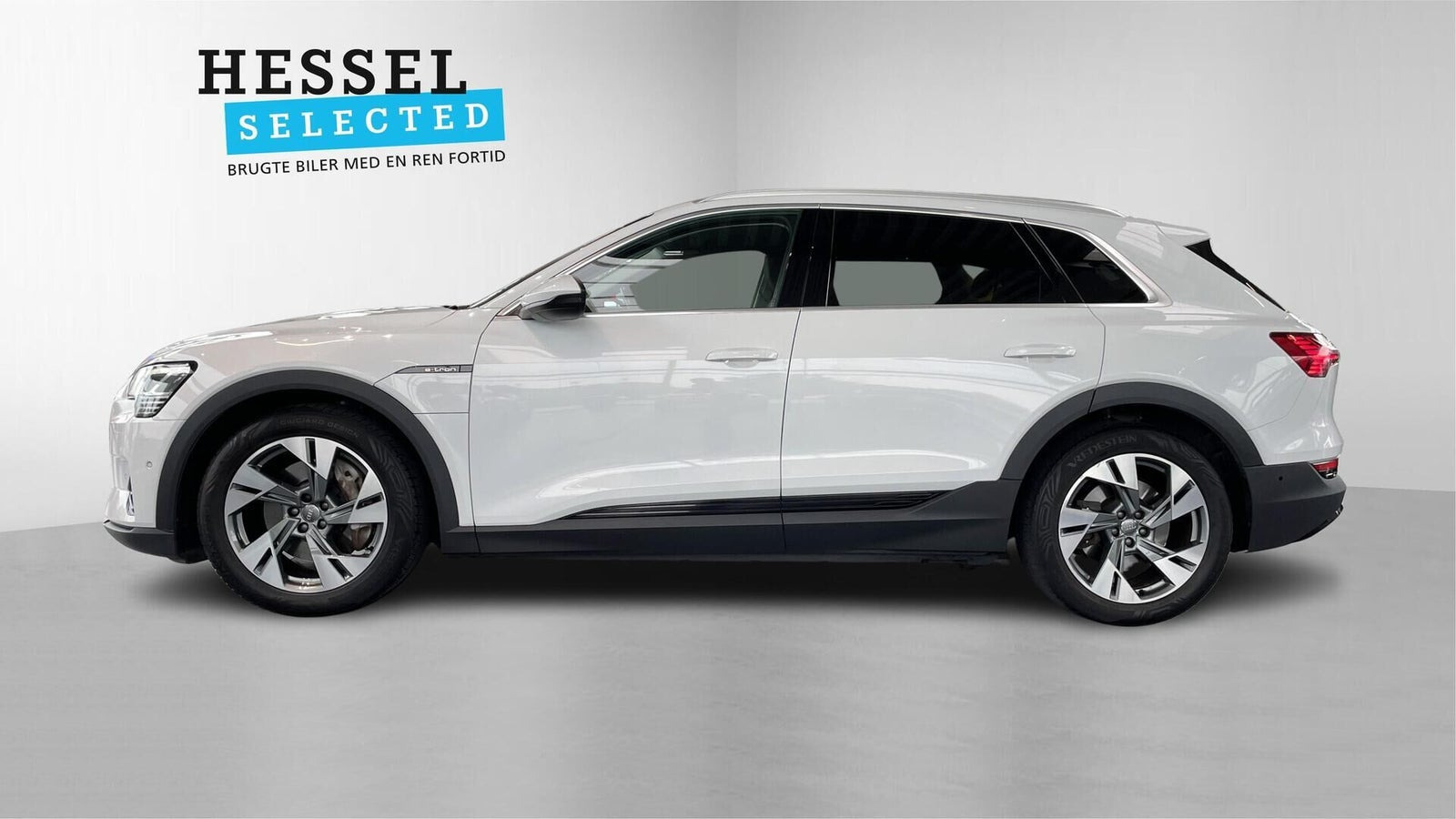 Hvid Audi e-tron fra 2020