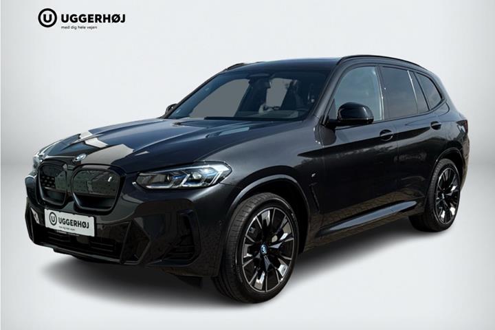 Grå BMW iX3 fra 2023