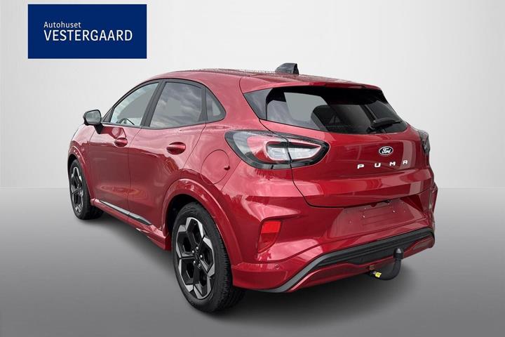 Rød Ford Puma fra 2025