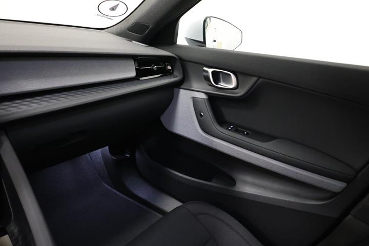 Hvid Polestar 2 fra 2023