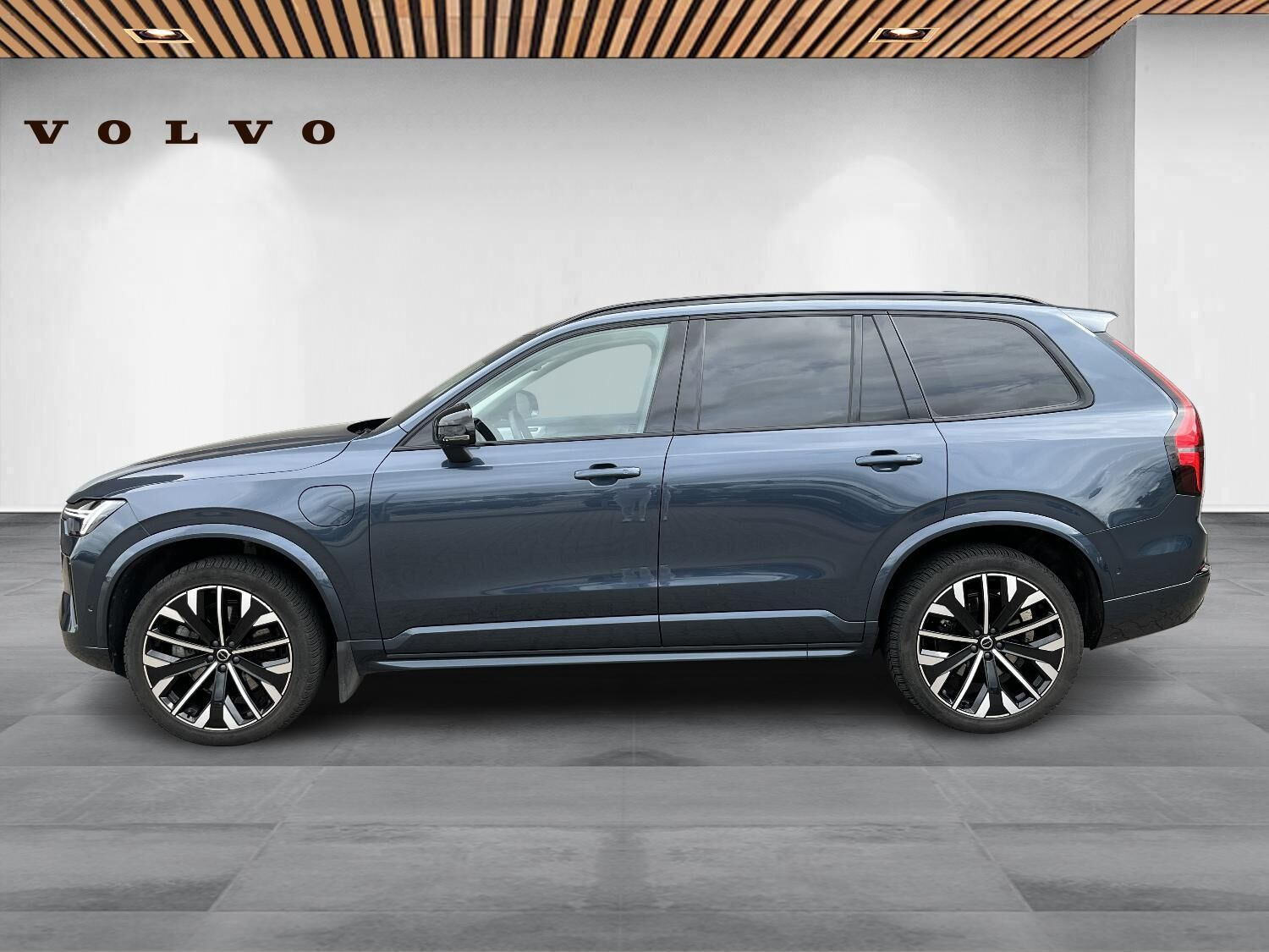 Blå Volvo XC90 fra 2026