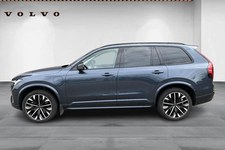 Blå Volvo XC90 fra 2026
