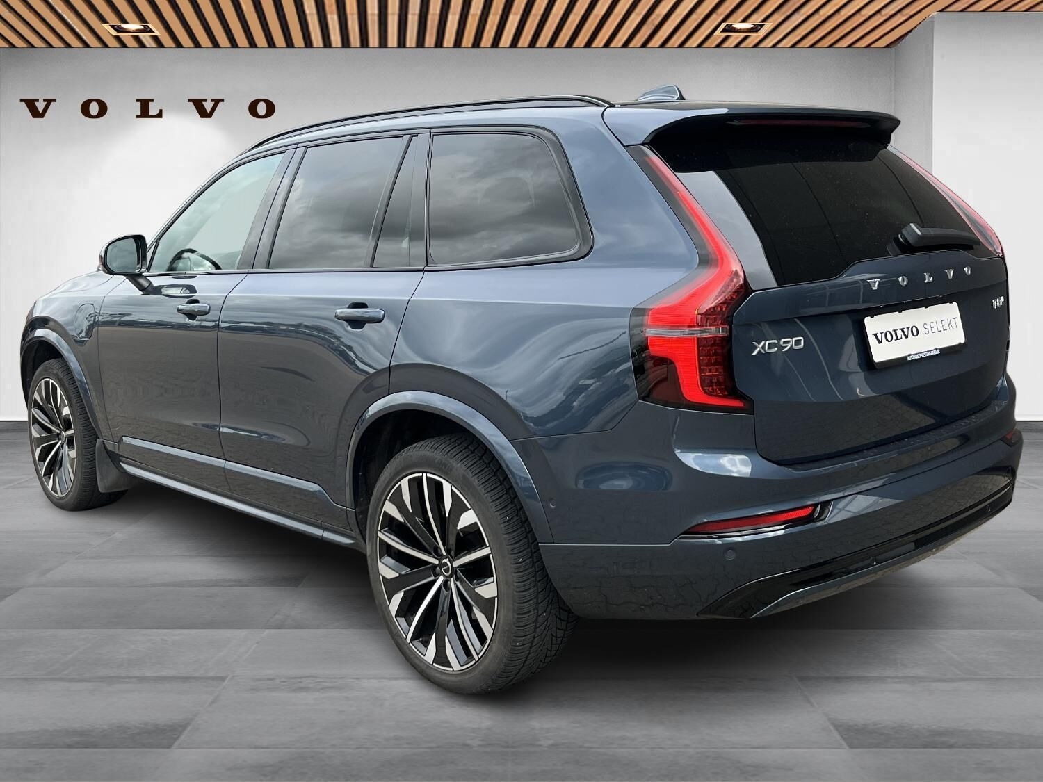 Blå Volvo XC90 fra 2026